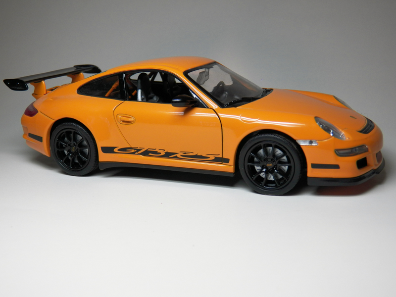Illustration for article titled LaLD Car Week Teutonic Tuesday! Porsche GT3 RS
